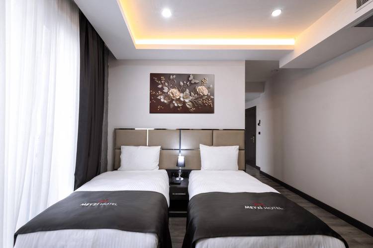 Meyzi Hotel