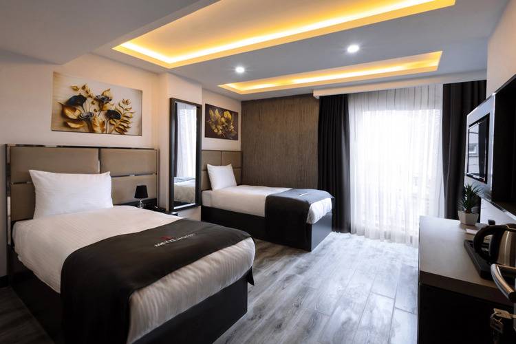 Meyzi Hotel