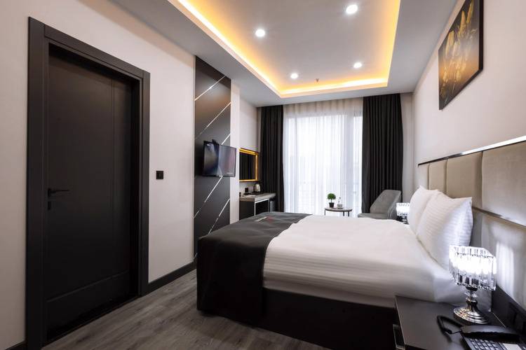 Meyzi Hotel