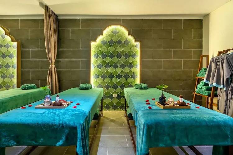 Amina Lantana Hoi An Hotel & Spa
