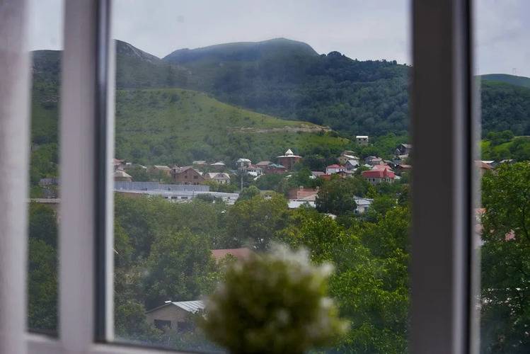 Квартира Уютная С Видом На Горы Посуточно