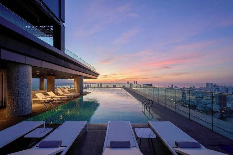 Courtyard By Marriott Danang Han River