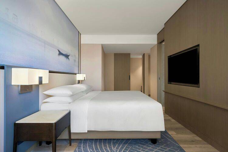 Courtyard By Marriott Danang Han River
