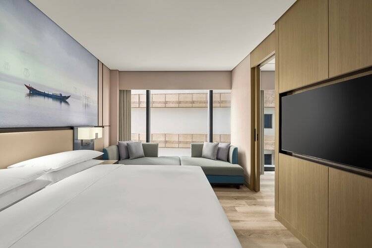 Courtyard By Marriott Danang Han River