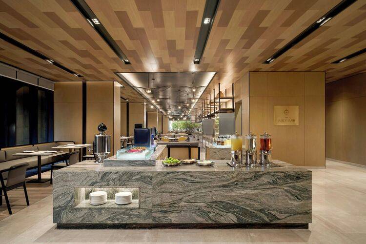 Courtyard By Marriott Danang Han River