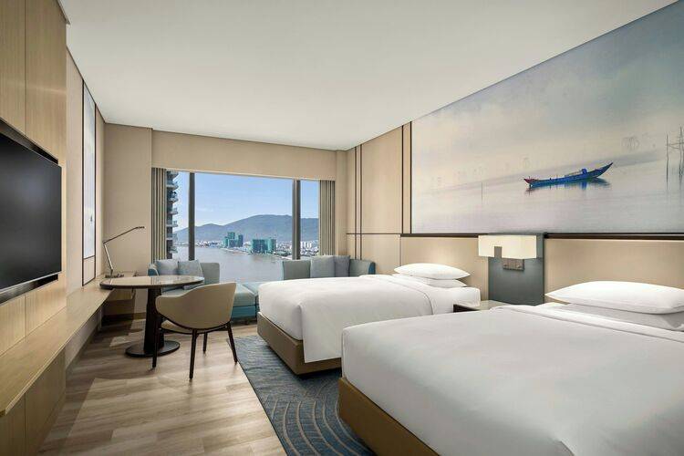 Courtyard By Marriott Danang Han River
