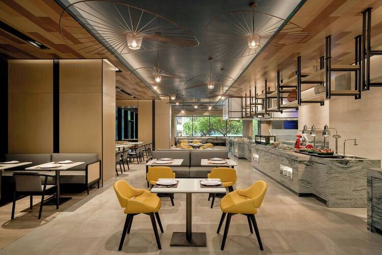 Courtyard By Marriott Danang Han River