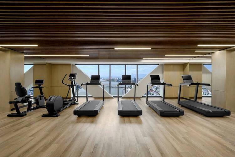 Courtyard By Marriott Danang Han River