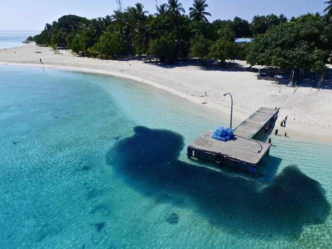 Luau Beach Inn