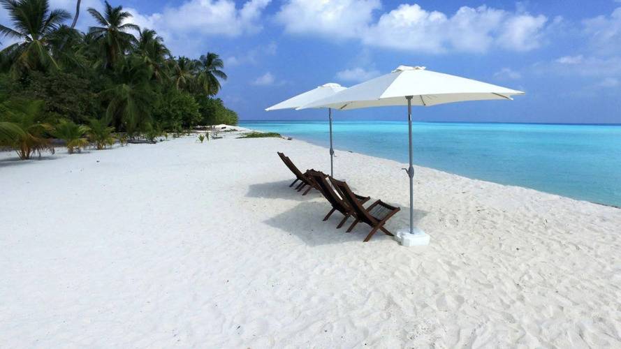 Luau Beach Inn