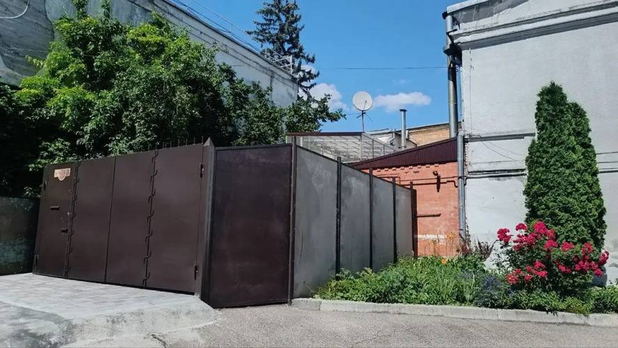 Квартира С Двумя Спальнями И Просторной Гостиной Напротив Парка Цветник В Топ Локации