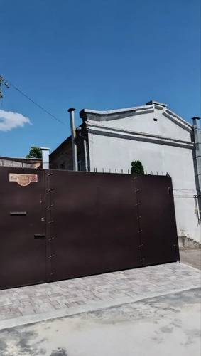 Квартира С Одной Спальней Напротив Парка Цветник В Топ Локации