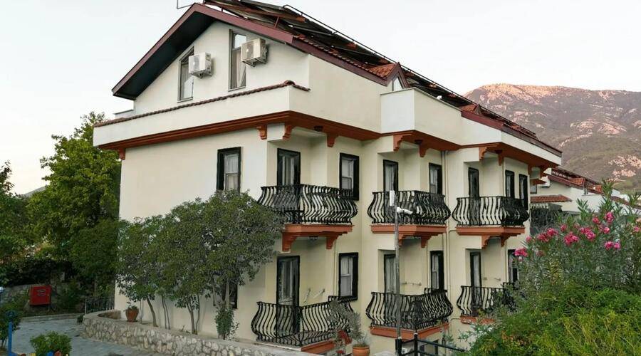 Casa De Levissi Hotel