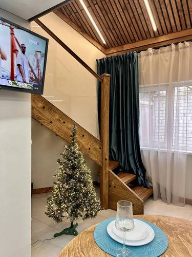 Квартира Двухуровневая В Самом Сердце Курорта