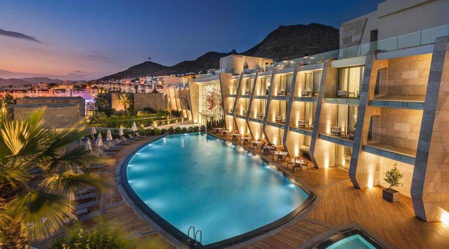 Swissotel Resort Bodrum Beach 5★, Бодрум