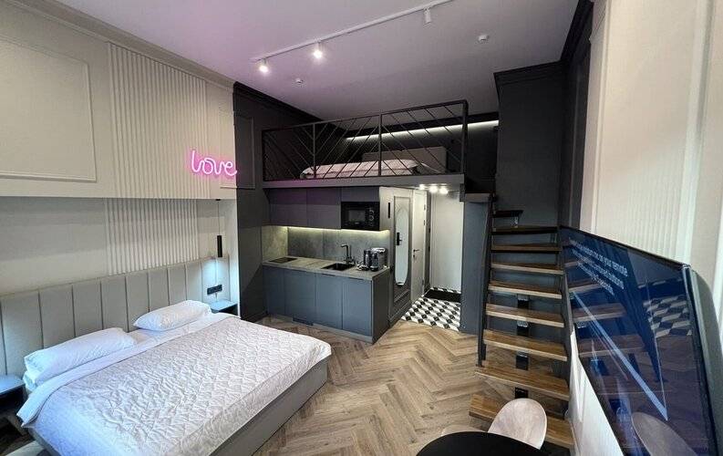 Rubinsteina Apartment Рубинштейна На Невском 82
