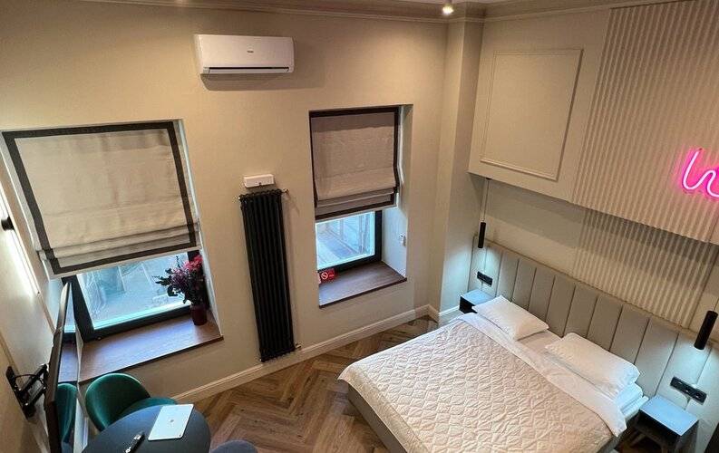 Rubinsteina Apartment Рубинштейна На Невском 82