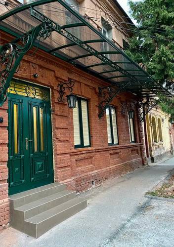 Квартира Уютная В Центре Города Владикавказ