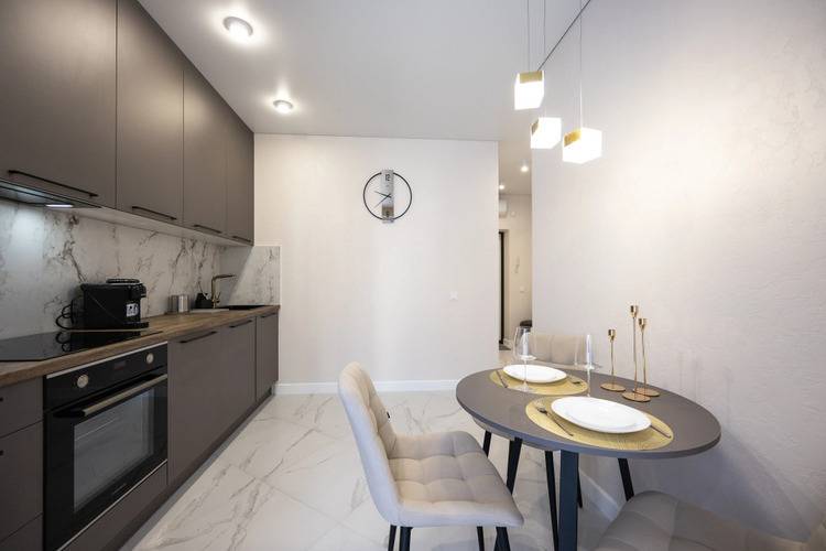 Lovelyhome39|Дизайнерские Апартаменты В Центре Пионерского