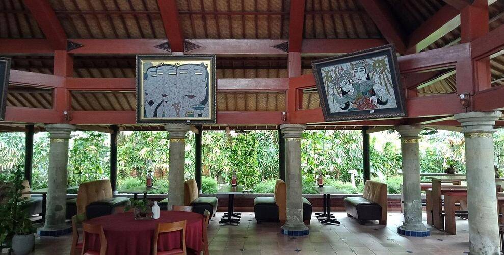Puri Padi Hotel