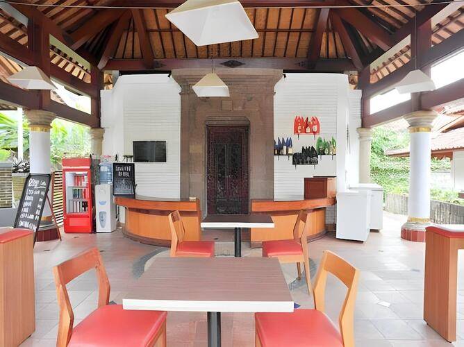 Puri Padi Hotel