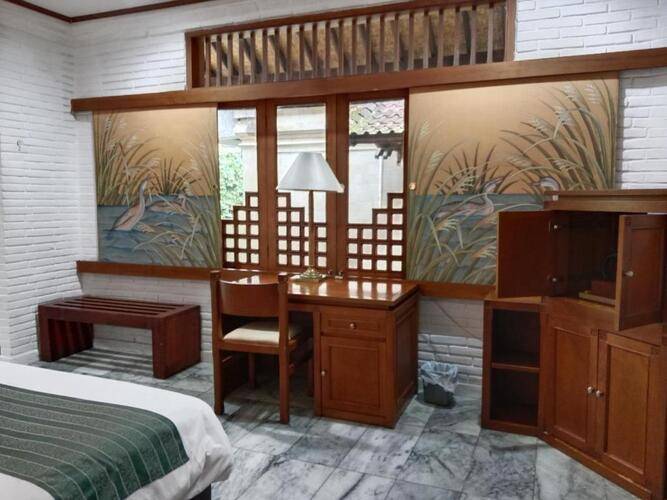 Puri Padi Hotel