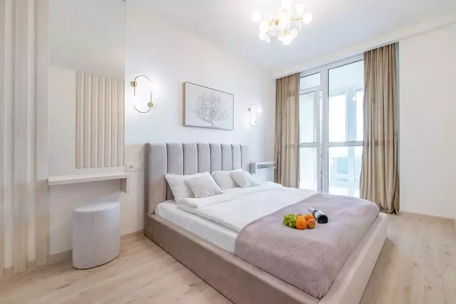 Квартира На Сутки В 3 Минутах От Метро Парк Челюскинцев Подходит Для Командировок И Отдыха Самозаселение Wi-Fi Кондиционер Кухня Объединена С Жилой Зоной Отдельная Спальня