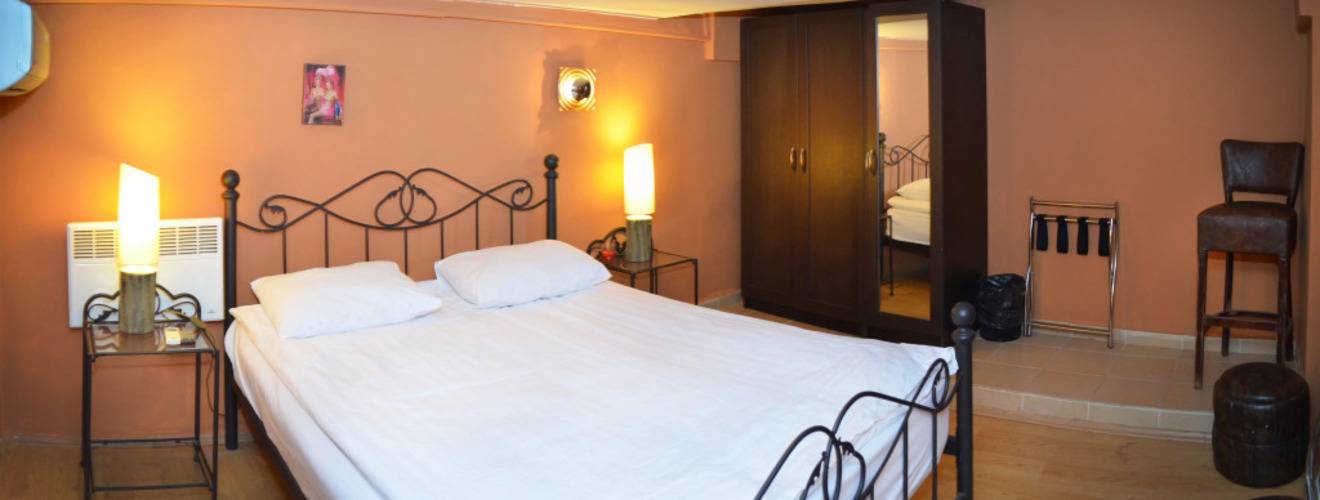 Горящий тур в Грузию — отель Hotel Old Rustaveli (Тбилиси)