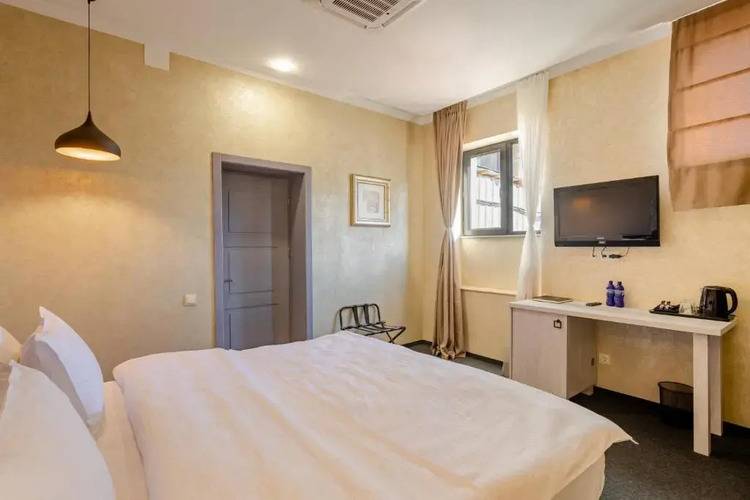 Hotel Day Inn