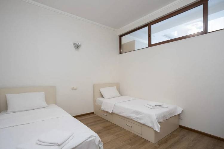 Апартаменты On Sayat-Nova Ave. 33-53