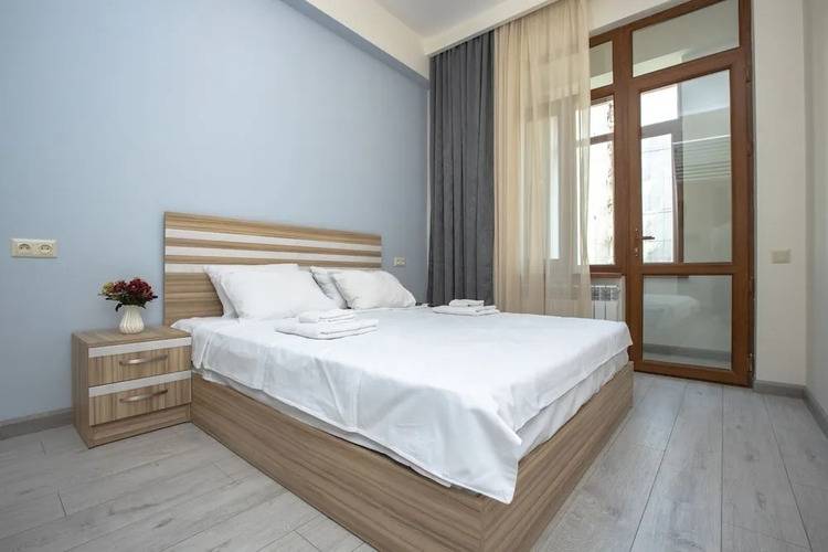 Stay Inn На Ул. Екмалян