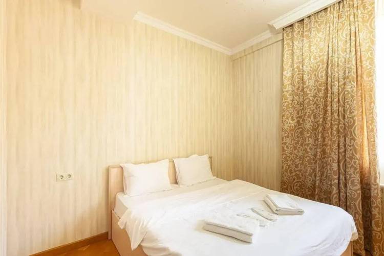 Апартаменты Stay Inn На Ул. Бузанда, 13