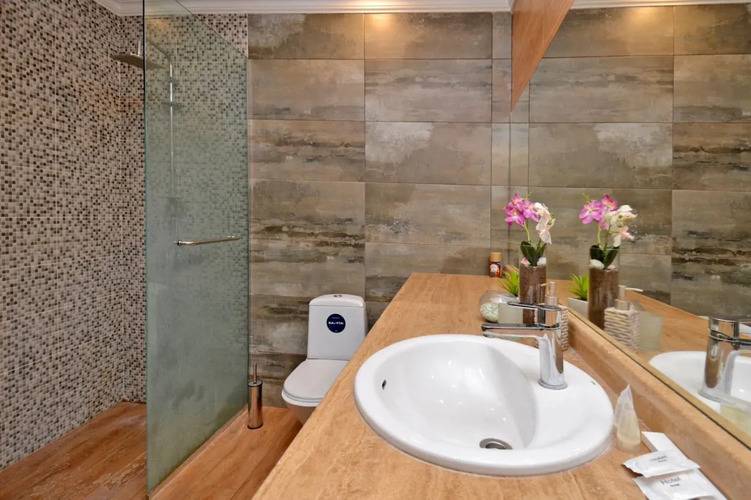 Апартаменты Perte House Apartment's On Verin Antarain 131 Street