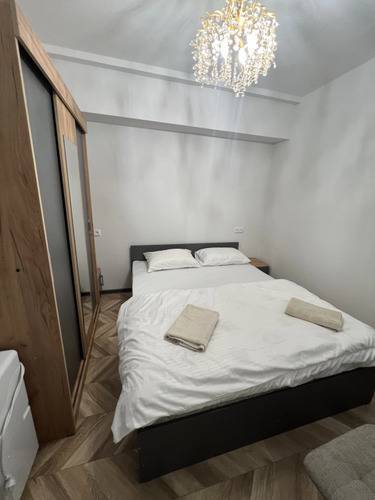 Квартира Downtown With 2 Bedrooms And 1 Living Room