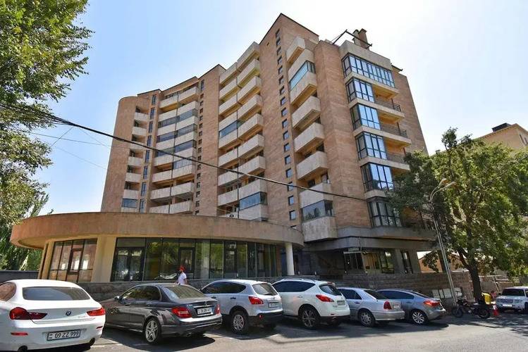 Apartments By Luxe Group De114