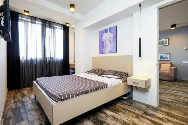 Apartment By Luxe Group Sn400