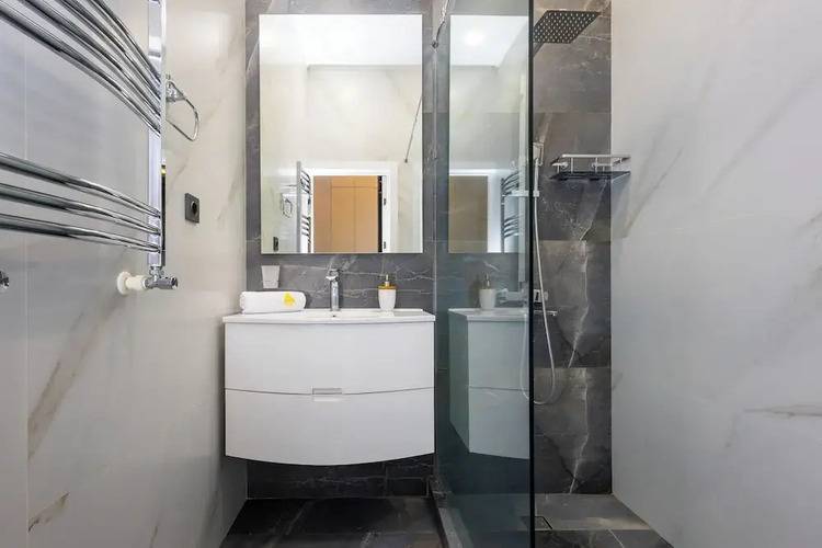 Apartment By Luxe Group Tt198