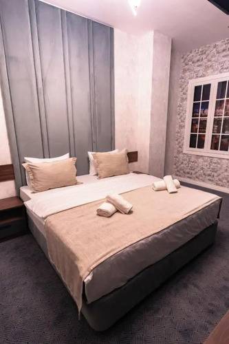 Secret Hotel