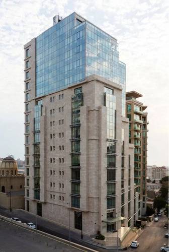 Апартаменты 3-Bedroom Central Apartment With Gym