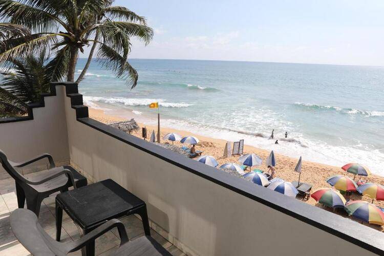 Main Reef Guest House