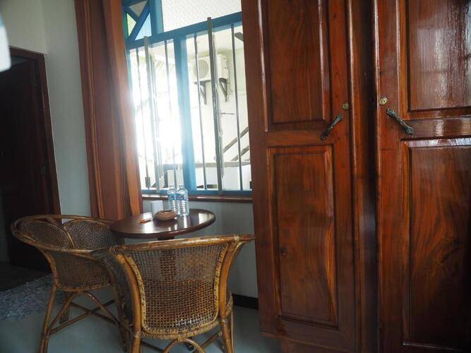 Main Reef Guest House