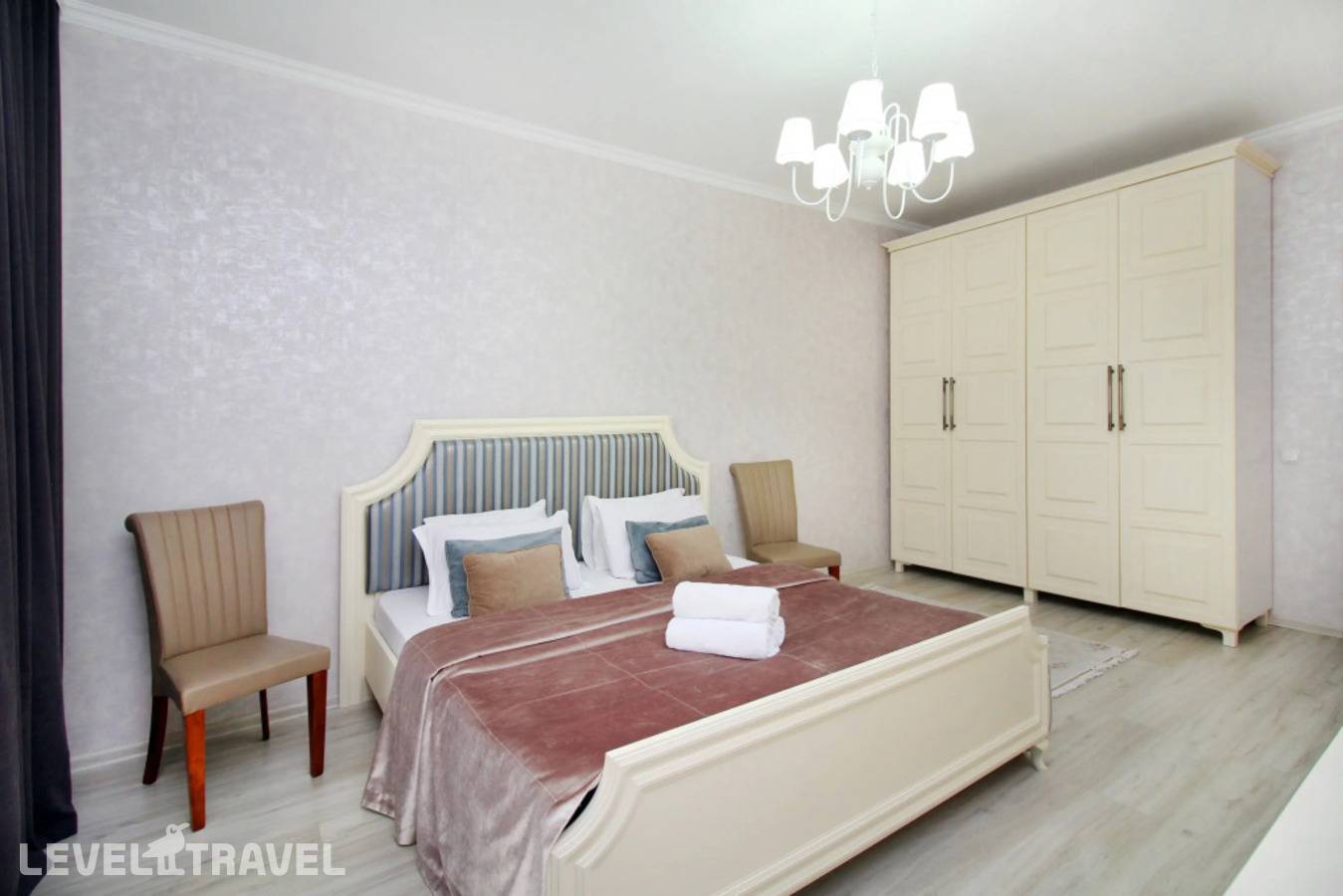 Отель Апартаменты 91 Просторные В Элитном Районе — Алматы, Казахстан