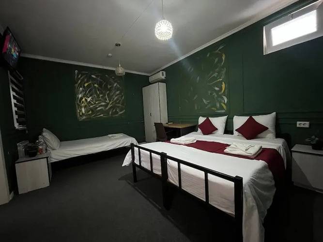 The Palms Hostel
