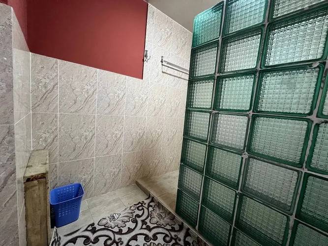 The Palms Hostel