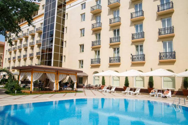 Отель Lotte City Tashkent Palace