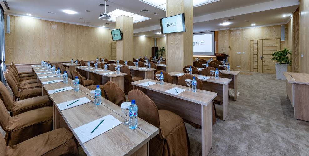 Отель Lotte City Tashkent Palace
