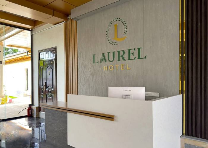 Отель Laurel