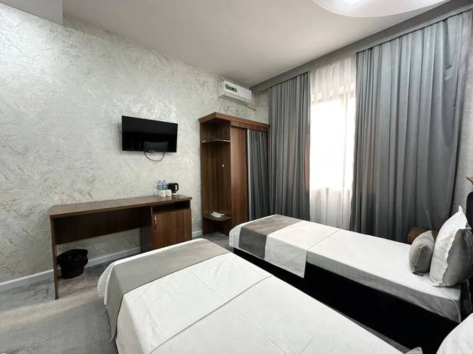 Отель Grand Zamin Hotel