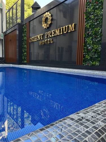 Отель Orient Premium