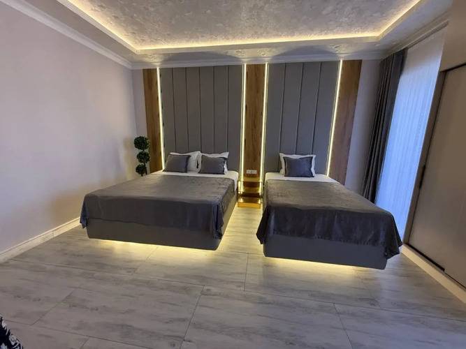 Отель Orient Premium